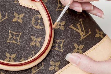 louis vuitton care for canvas.